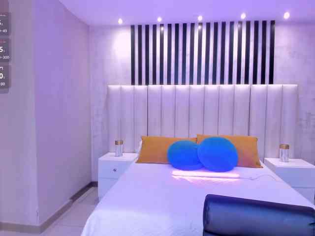 ElizabethBennet webcam