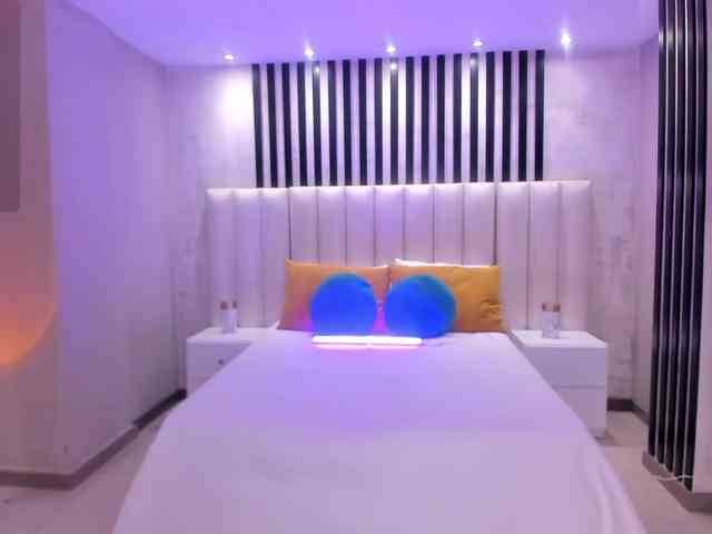 ElizabethBennet webcam