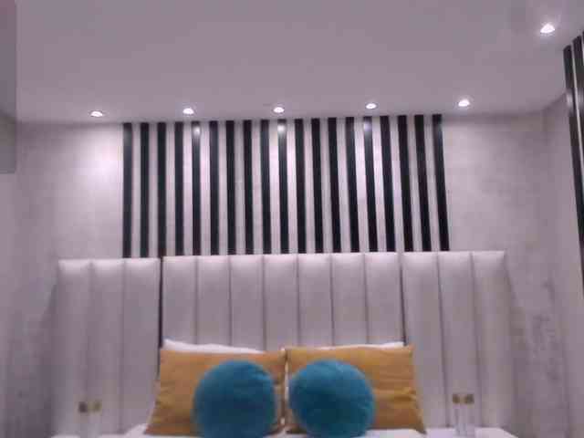 ElizabethBennet webcam