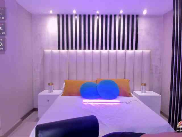 ElizabethBennet webcam