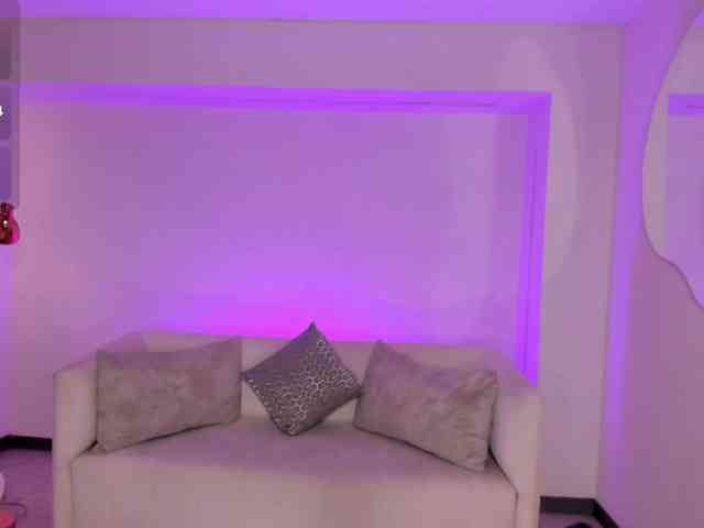 ElizabethBennet webcam