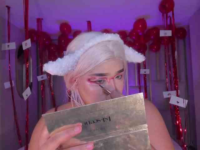 ElizabethBennet webcam