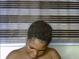 Plumnjuicyxx Porn Show
