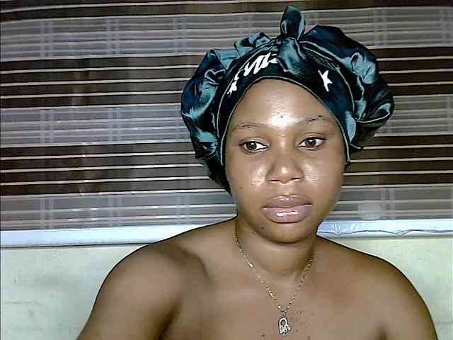 Plumnjuicyxx webcam
