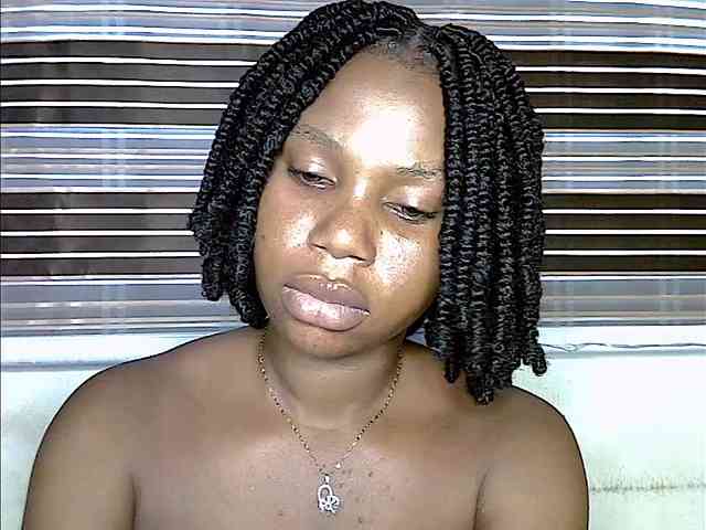 Plumnjuicyxx webcam