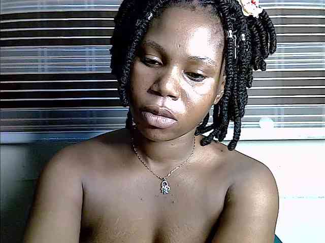 Plumnjuicyxx webcam