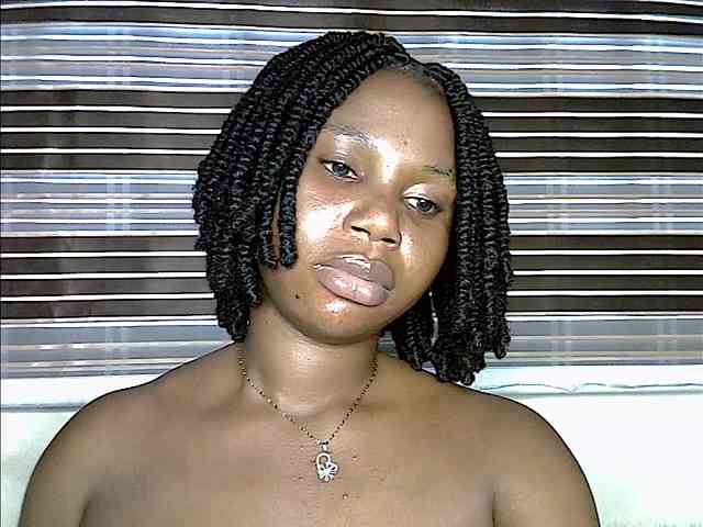 Plumnjuicyxx webcam
