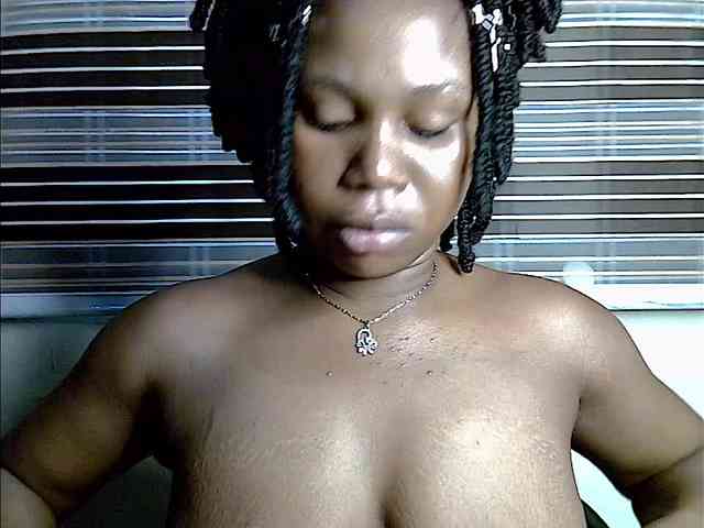 Plumnjuicyxx webcam