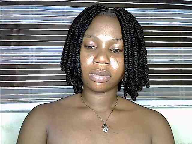 Plumnjuicyxx webcam