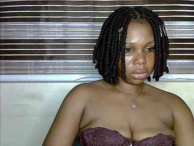 Plumnjuicyxx webcam