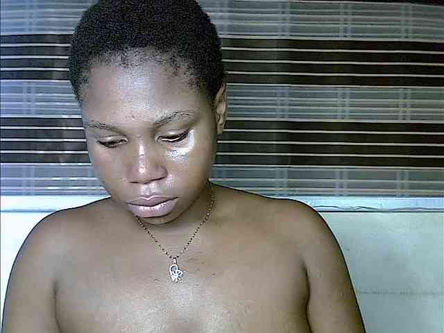 Plumnjuicyxx webcam