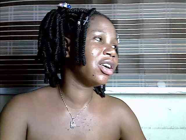 Plumnjuicyxx webcam
