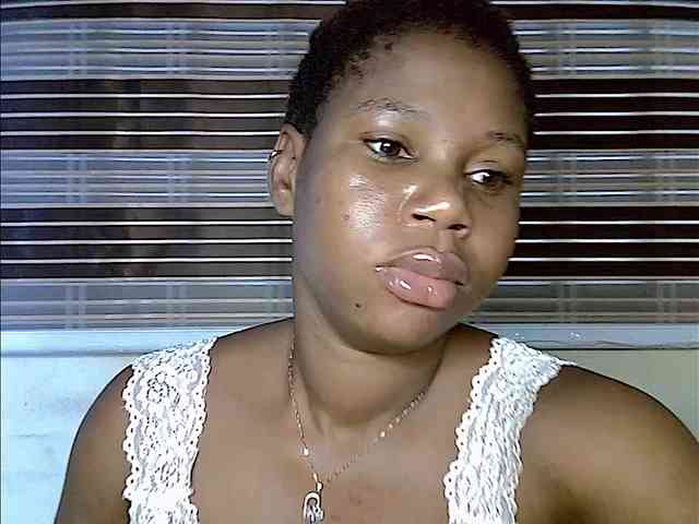 Plumnjuicyxx webcam