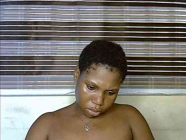 Plumnjuicyxx webcam