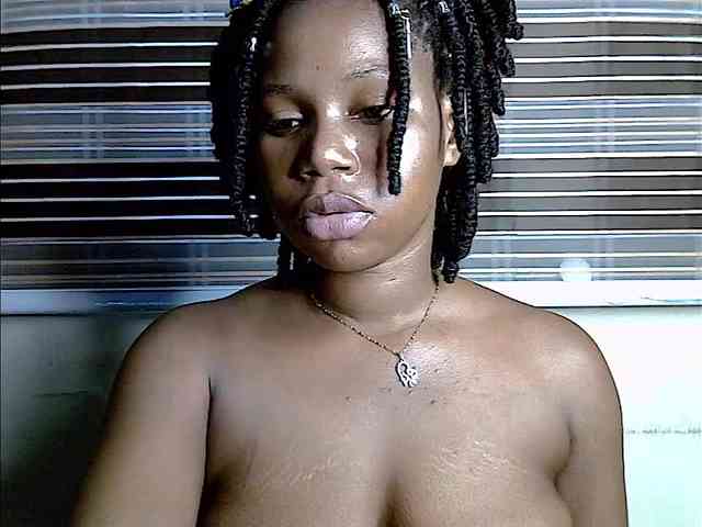 Plumnjuicyxx webcam