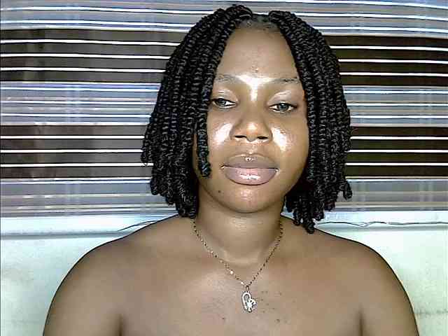 Plumnjuicyxx webcam