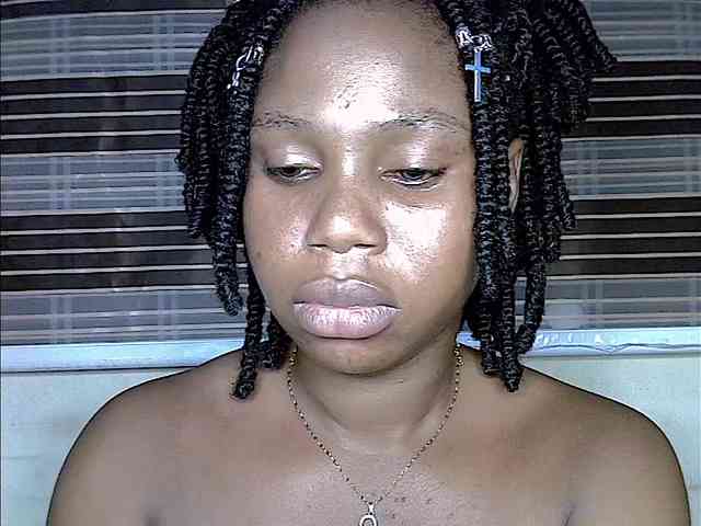 Plumnjuicyxx webcam