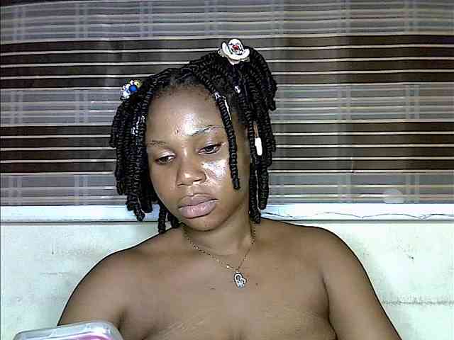 Plumnjuicyxx webcam