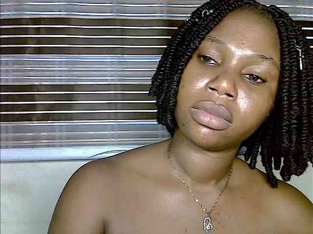 Plumnjuicyxx webcam