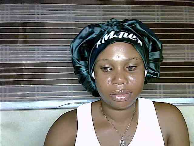 Plumnjuicyxx webcam