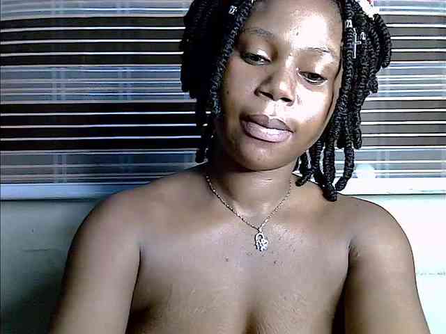 Plumnjuicyxx webcam