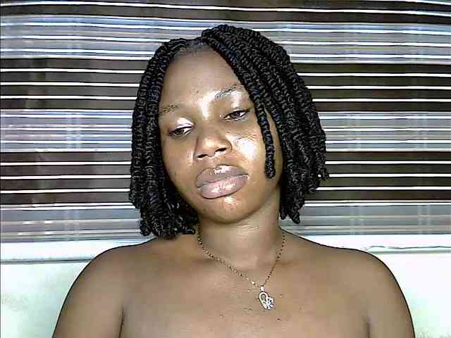 Plumnjuicyxx webcam