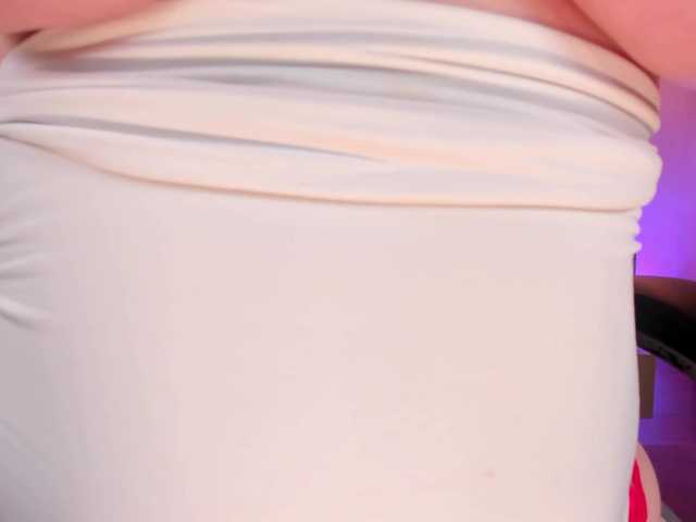 SarahRhodes's BongaCams show and profile