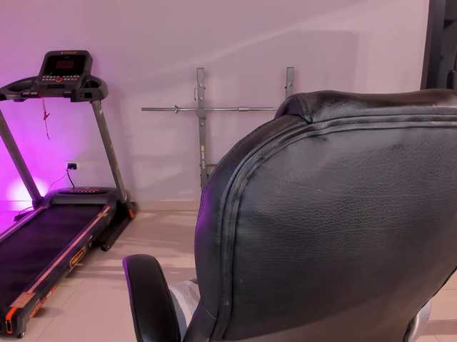 SarahRhodes's BongaCams show and profile