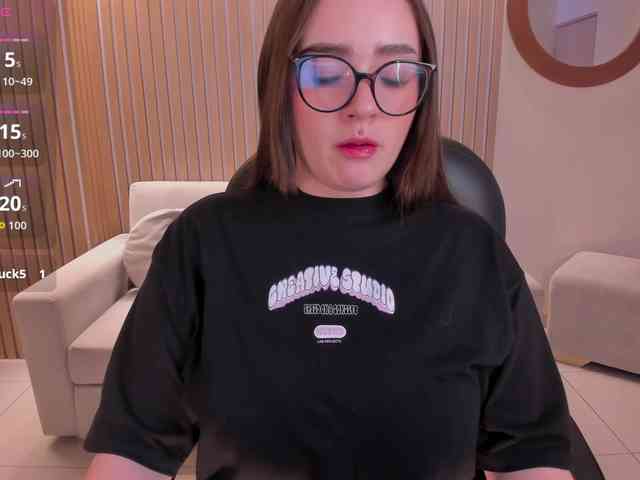 SarahRhodes webcam