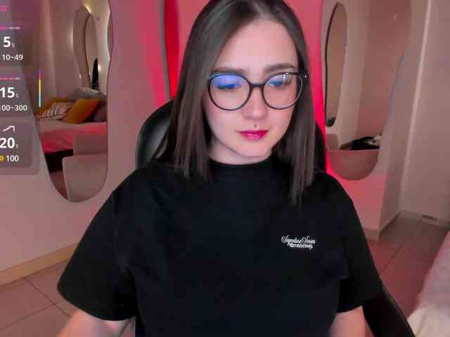 SarahRhodes webcam