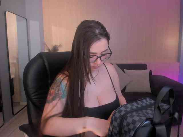 SarahRhodes SarahRhodes