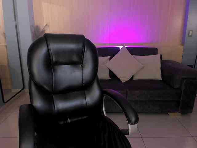 SarahRhodes SarahRhodes