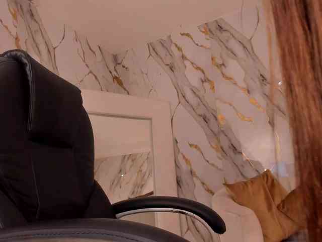 SarahRhodes webcam