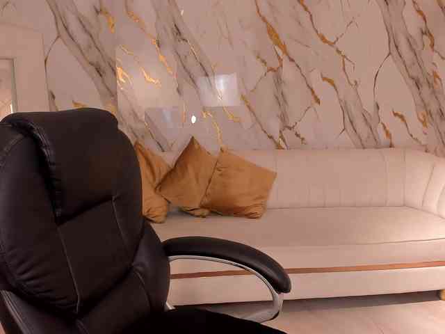 SarahRhodes webcam