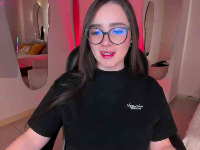 SarahRhodes webcam