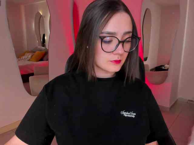 SarahRhodes webcam