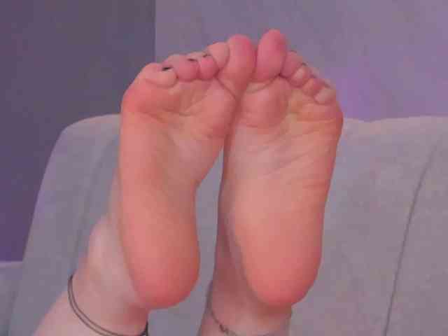 SarahRhodes webcam