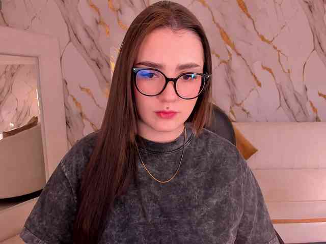 SarahRhodes webcam