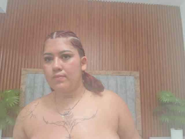Isabelle-Riddle webcam