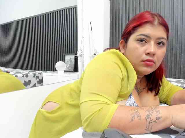 Isabelle-Riddle webcam
