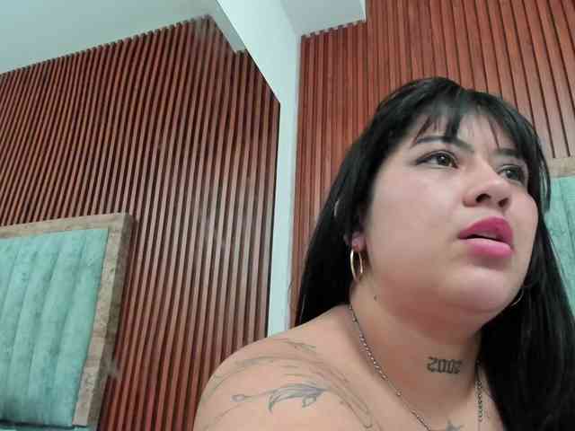 Isabelle-Riddle webcam