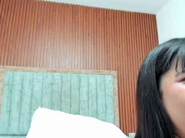 Isabelle-Riddle webcam