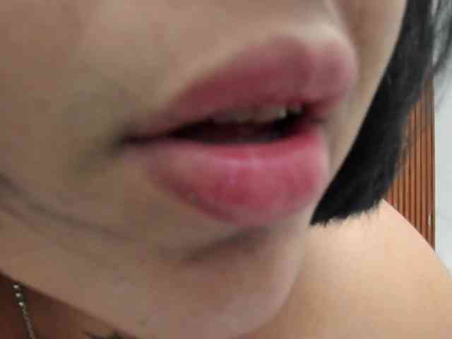 Isabelle-Riddle webcam