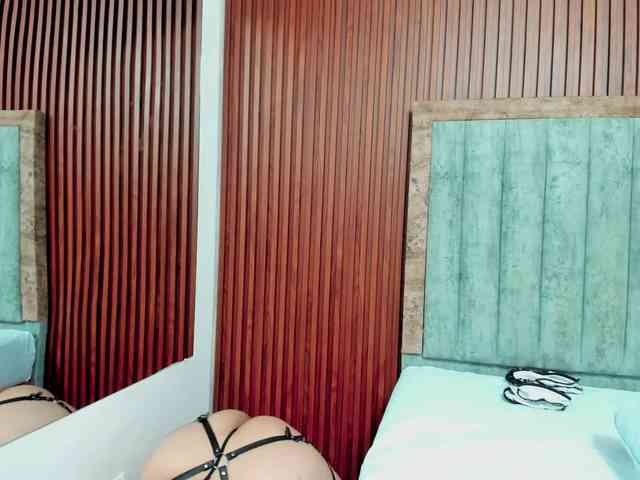 Isabelle-Riddle webcam