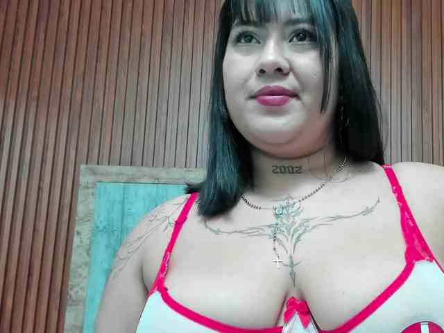 Isabelle-Riddle webcam