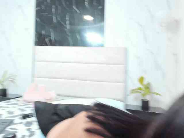 Isabelle-Riddle webcam