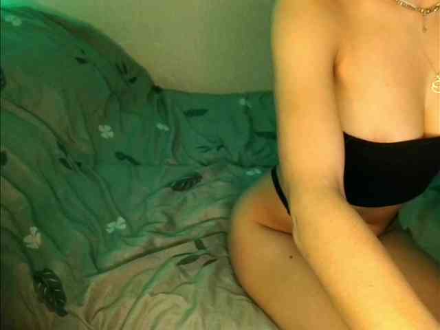 Bella521 webcam