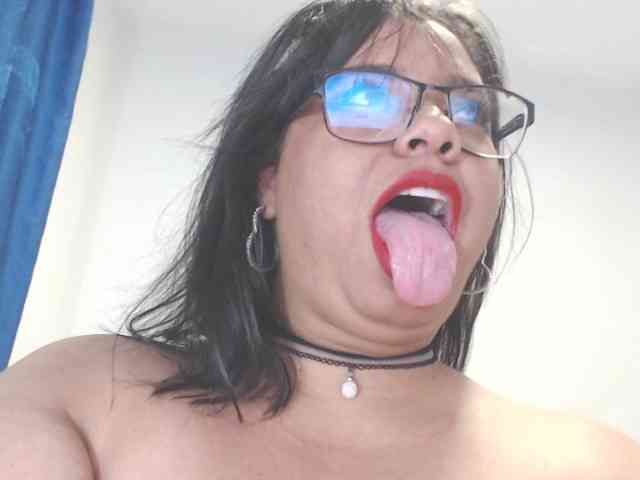 Alicebigboobs