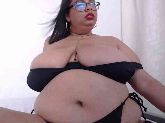 Alicebigboobs webcam