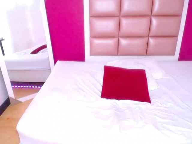 forbidden-bff18 webcam